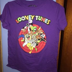 Bright and cute Looney Tunes tee with characters!